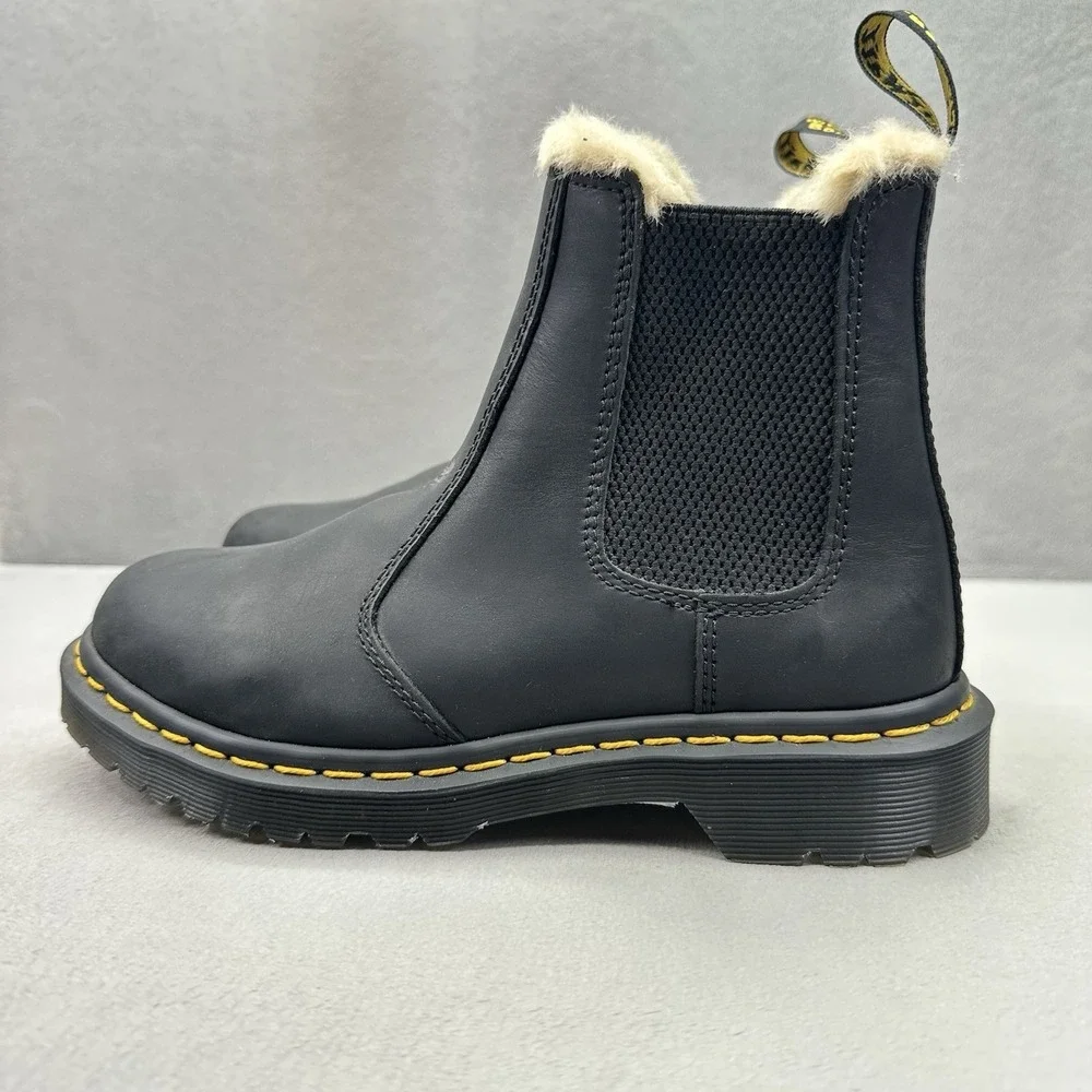 Dr Martens 2976 Leonore Womens Size 6 Chelsea Boots Black Leather Faux Fur Lined